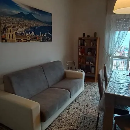 Angiola House * 토레 안눈치아타